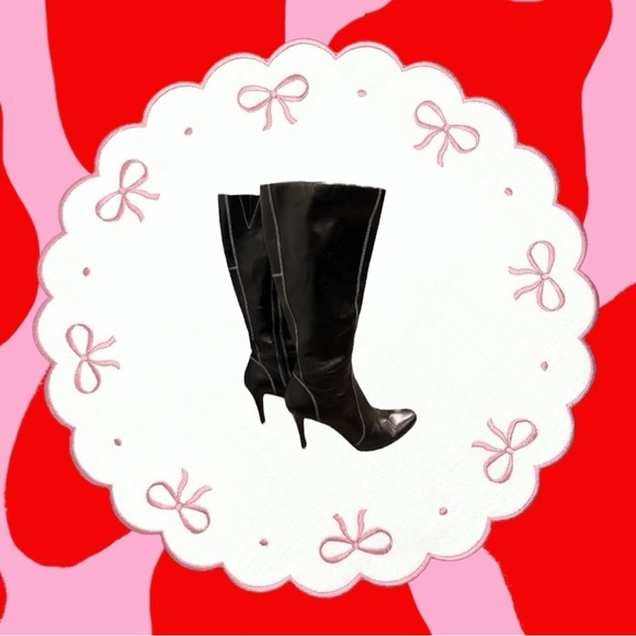 vintage leather heeled boots 🍒 - Picture 3 of 7